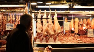 Πάσχα: Κορυφώνεται η κίνηση στην αγορά