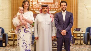 Η οκτώ μηνών πριγκίπισσα Ιμάν της Ιορδανίας έκανε την πρώτη της εμφάνιση 