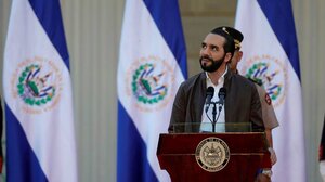 Να μην μετατρέψει το Ελ Σαλβαδόρ σε «τεράστια διεθνή φυλακή» καλεί τον πρόεδρο η Ρωμαιοκαθολική Εκκλησία