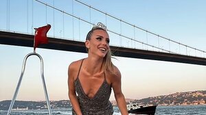 Νεκρή «βασίλισσα της ομορφιάς» - Προσπάθησε να αποφύγει σύλληψη κι έπεσε από γέφυρα 