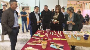 Στο πασχαλινό παζάρι του ΚΔΗΦΑμεΑ ο Β. Κεγκέρογλου