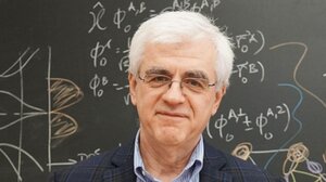 Πανεπιστήμιο Κρήτης: Αναγόρευση του Ε. Καξίρα σε επίτιμο καθηγητή του Τμήματος Φυσικής