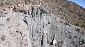 Συγκλονιστικό βίντεο από τη διάσωση γυναίκας πεζοπόρου στην άκρη ενός γκρεμού