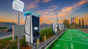 ΔΕΗ blue: Στην Πάτρα το πιο ισχυρό Hub φόρτισης της Ελλάδας με συνολική ισχύ 1,2 MW