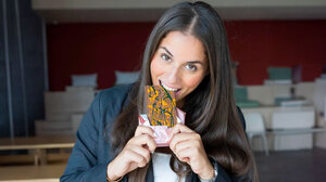 Σοκολάτα Ντουμπάι: Πώς οι λιγούρες μίας εγκύου έφεραν το πιο viral γλυκό της χρονιάς