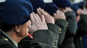 «Μεταρρυθμίσεις» που υπονομεύουν τη συνοχή των Ενόπλων Δυνάμεων και την Εθνική Άμυνα 