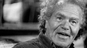 Σε κλίμα βαθιάς οδύνης αποχαιρετούν τον Μπάμπη Χαιρέτη, τον γνωστό "Βούργια"