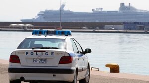 Κατηγορείται ότι χτυπούσε και δάγκωνε τα παιδιά της!