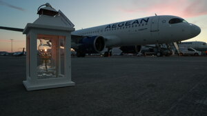 Η AEGEAN και η Olympic Air μετέφεραν το Άγιο Φως στην ελληνική επικράτεια