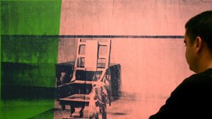 Έργο από τη σειρά «Big Electric Chair» του Άντι Γουόρχολ πωλείται σε δημοπρασία