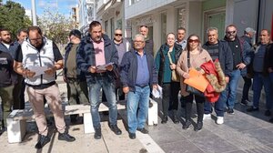 Από τα καϊκια στους δρόμους οι ψαράδες της Κρήτης - Διαμαρτυρία για τον κίνδυνο αφανισμού τους!