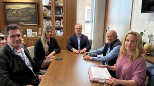 Συνάντηση εργασίας με τον Πρόεδρο της Π.Ε.Δ.Κ. για τα όρια των οικισμών κάτω των 2.000 κατοίκων