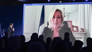 Μ. Λεπέν: Ο αγώνας μας θα είναι ειρηνικός και το παράδειγμα μας προσφέρεται από τον Μ. Λ. Κινγκ