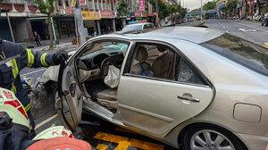 Ταϊβάν: Αυτοκίνητο έπεσε πάνω σε πεζούς – Δύο ανήλικα κορίτσια ανάμεσα στους τρεις νεκρούς