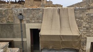 Εργασίες αποκατάστασης της τοιχογραφίας των δελφινιών, στην Κνωσό