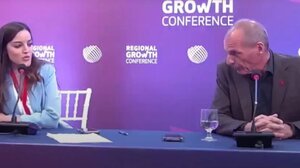 Χαμός μεταξύ Βαρουφάκη και δημοσιογράφου: «Είστε γελοία, κυρία μου»
