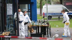 Γερμανία: Επίθεση με μαχαίρι και ξίφος μπροστά σε μπαρ