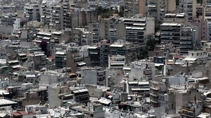 Στεγαστικό: Το σχέδιο της κυβέρνησης για να βγουν στην αγορά δεκάδες χιλιάδες κατοικίες