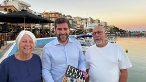 MINOAN ROOTS: Η Κρήτη στο επίκεντρο γαστρονομικού αφιερώματος στο «Food & Travel Magazine»