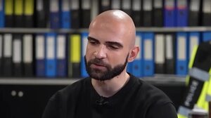 «Επιτάχυνε απότομα με ελιγμό κατά πάνω μου» λέει ο αστυνομικός που σταμάτησε τον Χρ. Μάστορα για αλκοτεστ