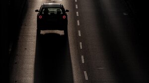 Τέλη κυκλοφορίας με τον μήνα: Τι αλλάζει στις ημερομηνίες και την ακινησία 