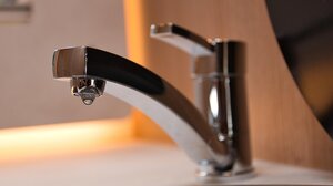 "Δεν έχουμε νερό ούτε για να πλυθούμε"