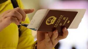 Οι ΗΠΑ θα ανακαλέσουν «επιθετικά» τις βίζες για τους φοιτητές από την Κίνα