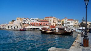 Γυμνοί... Βρετανοί ναύτες στο Ενετικό Λιμάνι των Χανίων