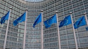 ΕΕ και Ελλάδα καλούν σε αποκλιμάκωση της έντασης στη Βενεζουέλα