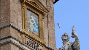 Τζοβάνι Μπατίστα Ρε: «Εύχομαι ο άσπρος καπνός να βγει μέχρι το βράδυ», δήλωσε ο Ιταλός καρδινάλιος