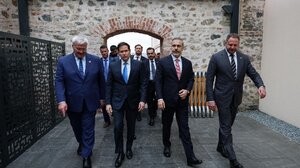 Κωνσταντινούπολη: Ξεκίνησε η συνάντηση μεταξύ των αντιπροσώπων της Ρωσίας και των ΗΠΑ