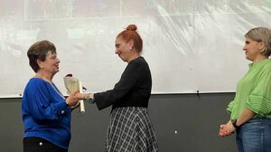 Αγάπη και συγκίνηση στην εκδήλωση «Μανούλες της καρδιάς μας – Μαρτυρίες ζωής και αγάπης» από τον Δήμο Ηρακλείου