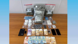  Συνελήφθη 30χρονος για κατοχή και διακίνηση ναρκωτικών ουσιών στην Αθήνα – Κατασχέθηκαν πάνω από 3 κιλά κάνναβης 