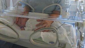 Μεταναστευτικό: Σε σοβαρή κατάσταση νεογνό που γεννήθηκε στο Βενιζέλειο λίγο μετά την άφιξη της μητέρας του στην Κρήτη 