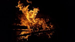 Δύο νεκροί σε μεγάλη πυρκαγιά στον κεντρικό Καναδά