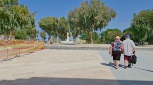 Πλατεία Ελευθερίας: 18 μήνες, 2,8 εκατ. ευρώ και τώρα... φυτεύσεις και δέντρα