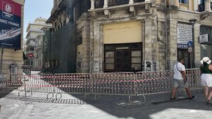 Σεισμός στην Κρήτη: Έπεσαν κομμάτια από το Μέγαρο Κοθρή στο Ηράκλειο - Αποκλείστηκε το σημείο