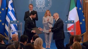 Η σωμφωνία της Ρώμης φέρνει 360 εκατ. ευρώ - Οι Ιταλοί "βάζουν το χέρι στην τσέπη" για τον ελληνικό σιδηρόδρομο