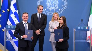 ΑΔΜΗΕ και Terna υπέγραψαν μνημόνιο συνεργασίας για τη νέα ηλεκτρική διασύνδεση Ελλάδας - Ιταλίας