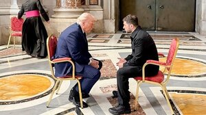 Τραμπ και Ζελένσκι υπέγραψαν τη συμφωνία για την ανοικοδόμηση της Ουκρανίας