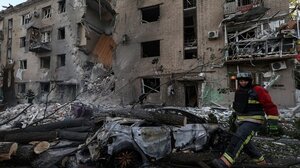 Ουκρανία: Ρωσικές επιθέσεις με τέσσερις νεκρούς στη Ζαπορίζια, τραυματίες στο Σούμι 