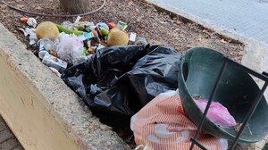 Ένας σκουπιδότοπος που τον είπαν παιδική χαρά