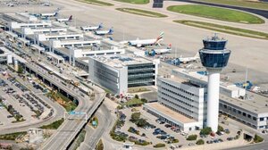 Αεροδρόμιο «Ελ. Βενιζέλος»: Νέο επταώροφο πάρκινγκ – Τι αλλάζει στους χώρους στάθμευσης