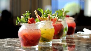 Χίος: Τρεις ανήλικοι στο νοσοκομείο μετά από κατανάλωση αλκόολ