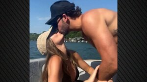 Στην Κρήτη για γάμο φίλη της η Αμαλία Κωστοπούλου