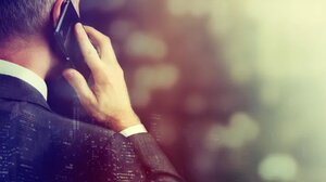 «Ξεψαχνίζουν» τις τηλεφωνικές συνομιλίες πολιτικών προσώπων με υψηλόβαθμα στελέχη του ΟΠΕΚΕΠΕ