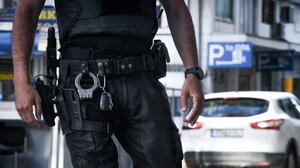 Αστυνομικοί σταμάτησαν 42χρονο για αλκοτέστ και τον «τσάκισαν στο ξύλο»