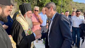 Στο σπήλαιο Χαμαμουτζή για την 84η επέτειο της Μάχης της Κρήτης ο Λ. Αυγενάκης