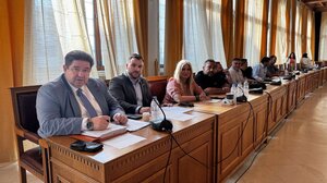 Τη διατήρηση των ΔΟΥ της ανατολικής Κρήτης ζητά το Δημοτικό Συμβούλιο Ηρακλείου