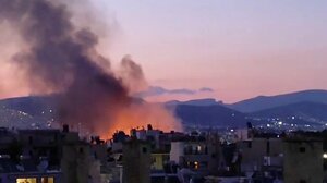 Φωτιά σε οικοπεδικό χώρο στο Παλαιό Φάληρο